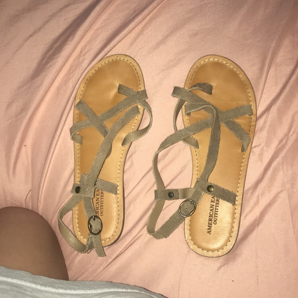 American Eagle sandals